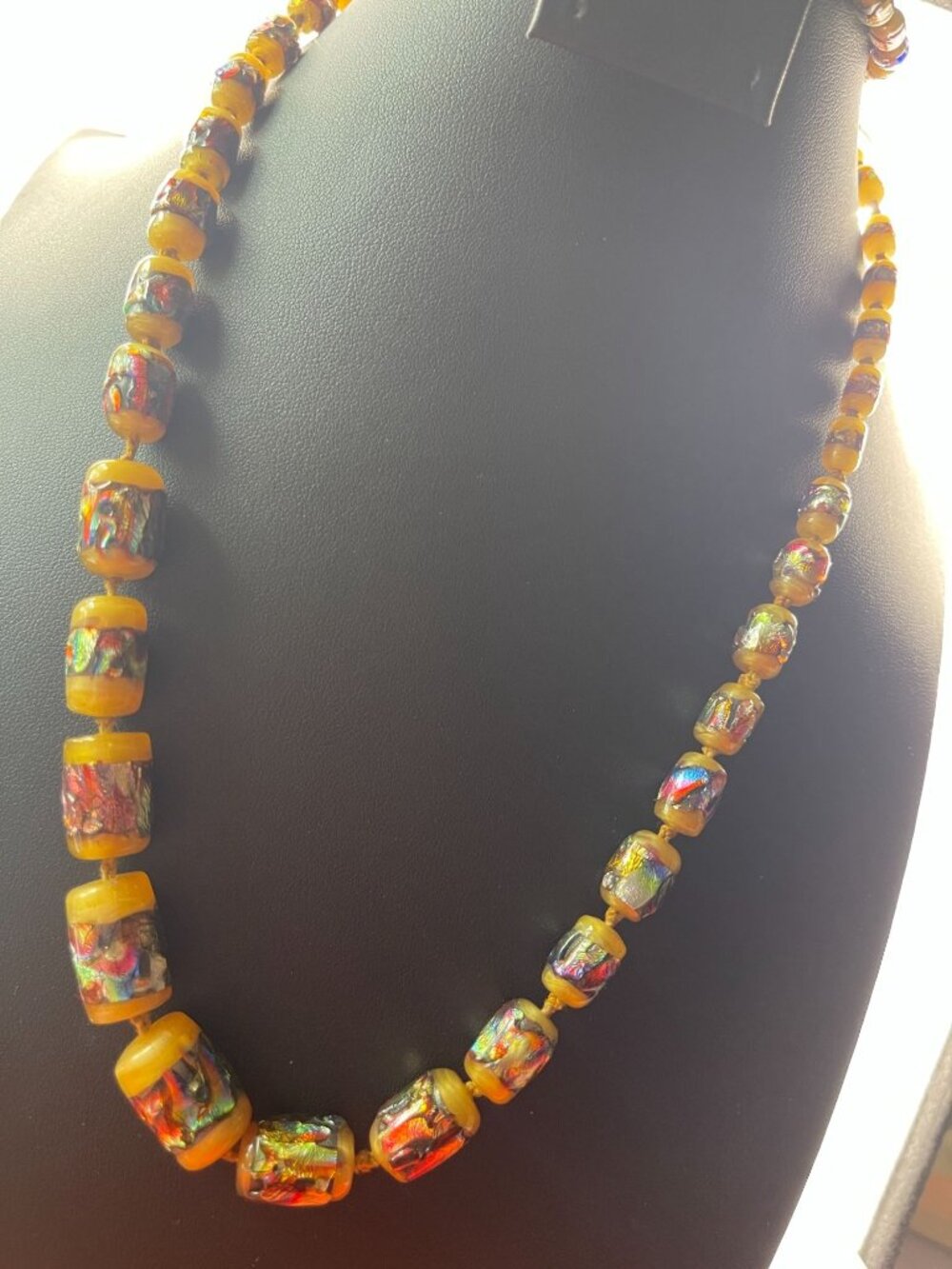 Vintage 1930s Italian Murano Yellow Glass Foil Beaded Necklace Art Nouveau Jewel - Picture 15 of 16